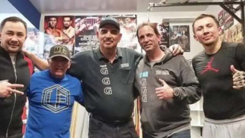 Головкин начал подготовку к бою с Альваресом