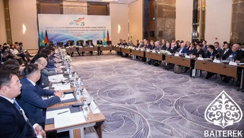 По итогам заседания Казахстанско-Германского Делового совета состоялось подписание 21 коммерческого соглашения