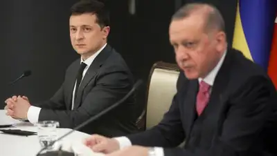 Переговоры по телефону, фото - Новости Zakon.kz от 24.04.2022 20:48