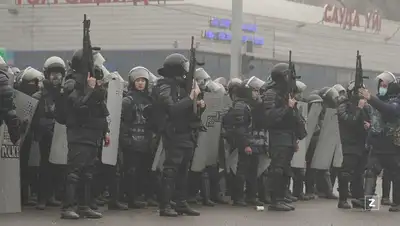 вооруженные силы Казахстана во время беспорядков в Алматы, фото - Новости Zakon.kz от 10.01.2022 14:39