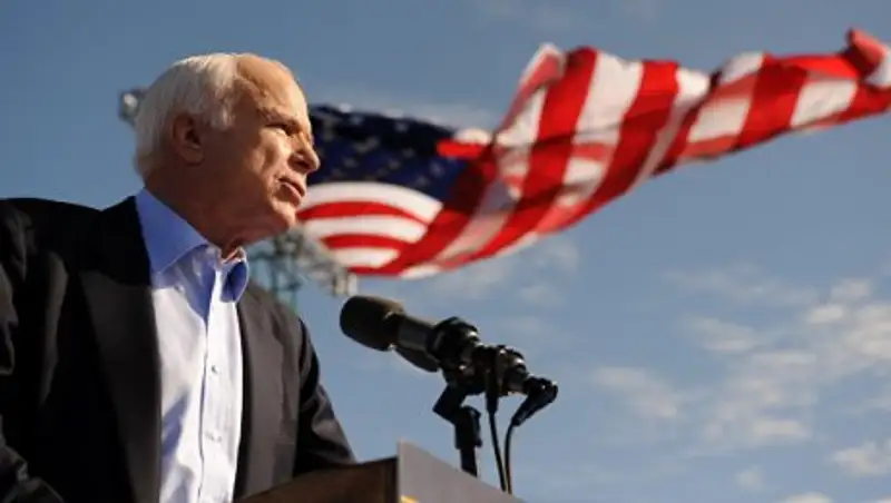 Маккейн передал Путину "послание" на своих похоронах