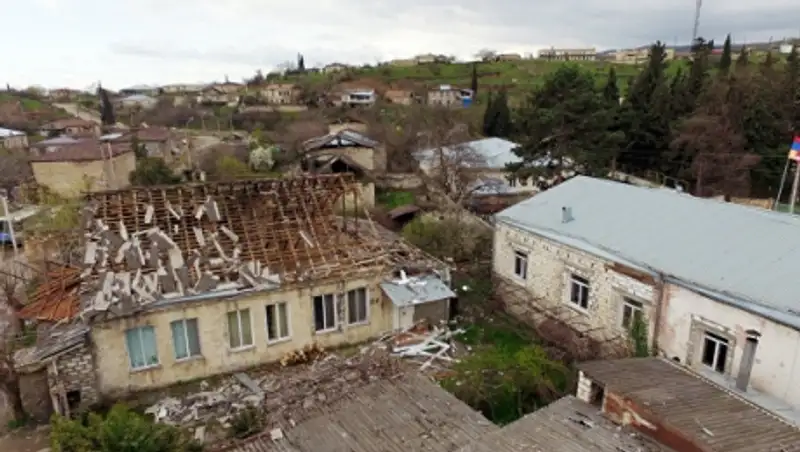 Баку заявил о ночных обстрелах в Карабахе со стороны армянских ВС