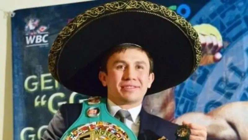 Если Котто выиграет у Альвареса, чемпионом мира WBC в среднем весе будет Головкин