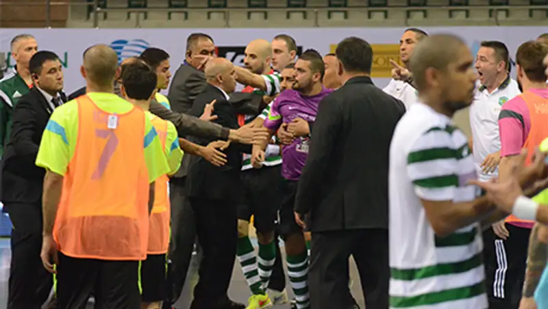 "Кайрат":  победа и драка напоследок