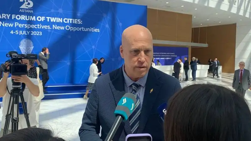 Эксперт из США раскритиковал внешний вид многоэтажек Астаны