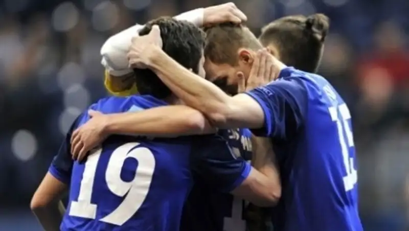 Казахстан занял второе место в группе ЕВРО-2016 по футзалу