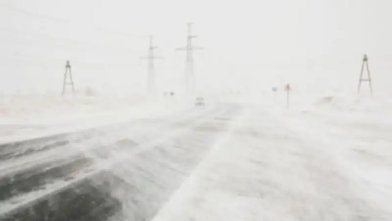 Ограничено движение на трассе в Алматинской области