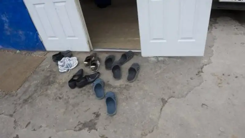 До 7 лет грозит мужчине, державшему людей в рабстве в Костанае