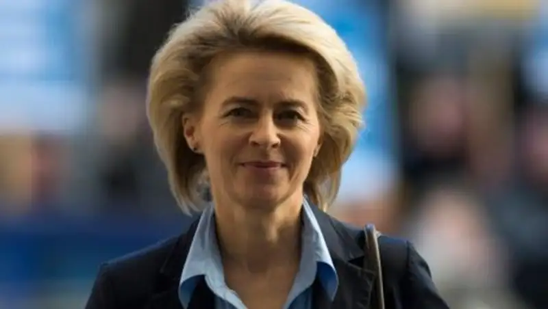 Министр обороны ФРГ призвала Трампа к жестким мерам в отношении России