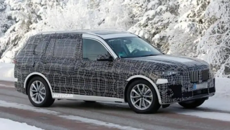 Известна дата премьеры внедорожника BMW X7