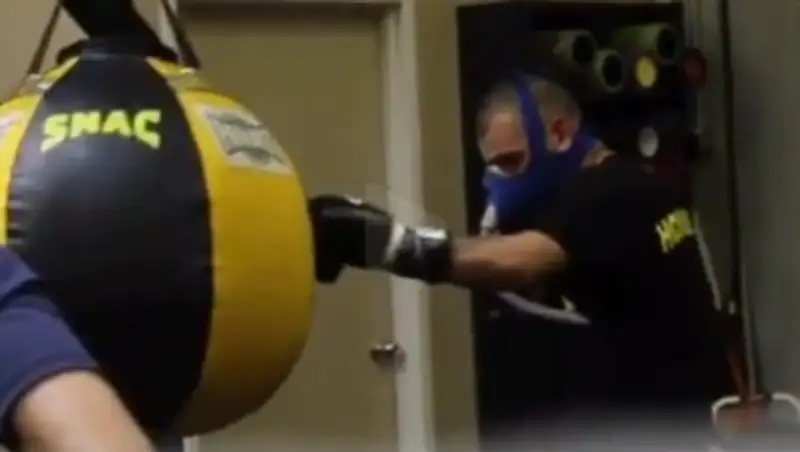 Мартиросян опубликовал видео к бою с Головкиным