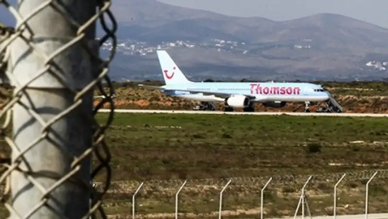 Daily Mail узнала о едва не сбитом в Египте самолете с туристами