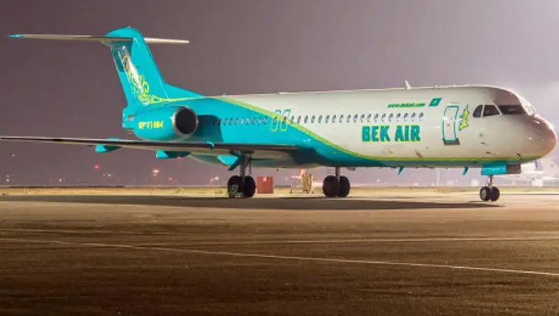 Все самолеты Фоккер-100 авиакомпании Bek Air проверят