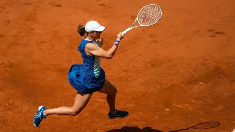 Лучшая теннисистка мира Ига Швентек идет на рекорд Винус Уильямс