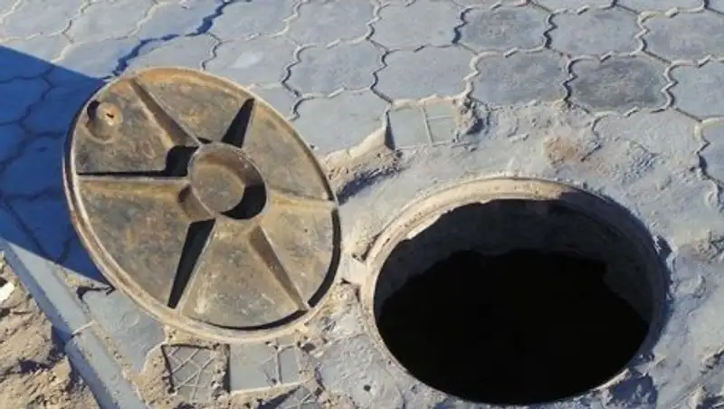 Школьник упал в люк в Кокшетау