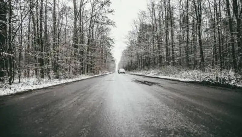 Гололед, низовая метель и туман ожидаются в Казахстане