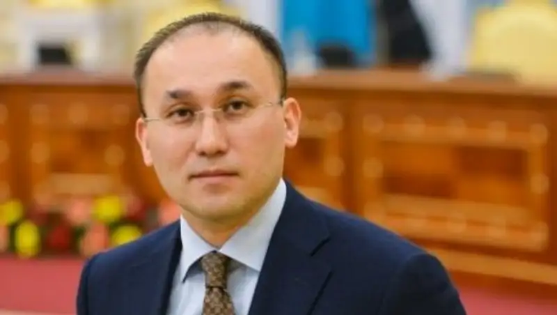 Абаев рассказал о проблемах с доступом к соцсетям Instagram и Twitter