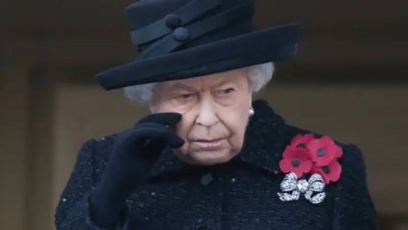 В Британии оценили вероятность отречения Елизаветы II от трона после смерти мужа