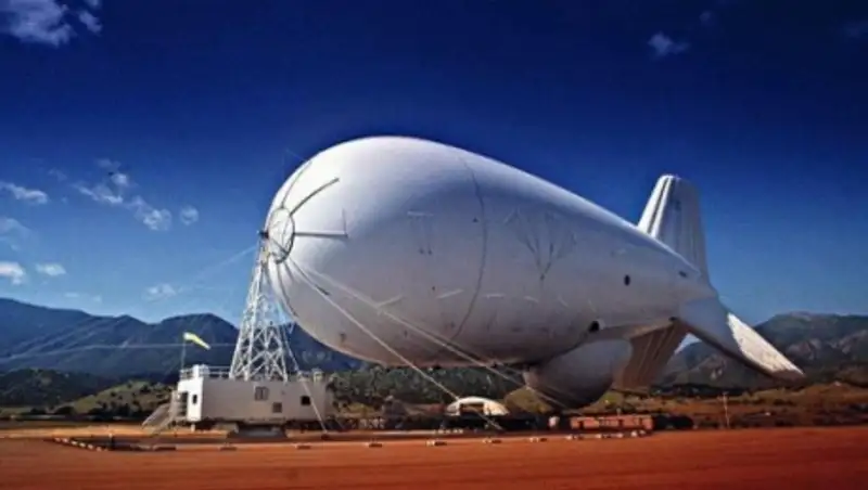 В США дирижабль оторвался от места крепления