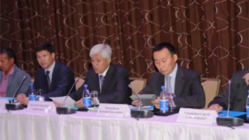 Аким Алматинской области: для развития МСБ нужно активнее использовать госпрограмму