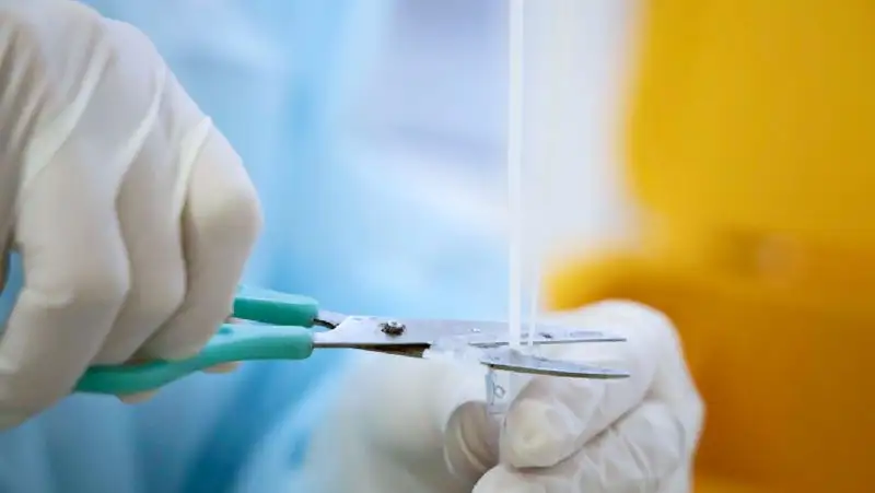 Всего 49 казахстанцев заболели коронавирусом за сутки