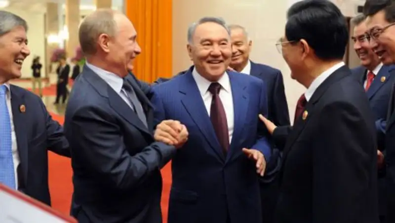 Президент Казахстана примет участие в саммите ШОС в Китае
