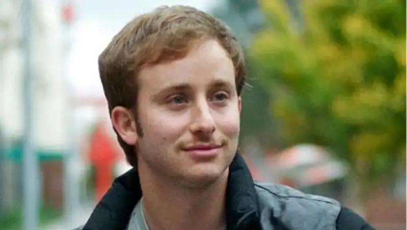 Создатель «Игры престолов» за 20 тысяч долларов «убьет» сотрудника Facebook