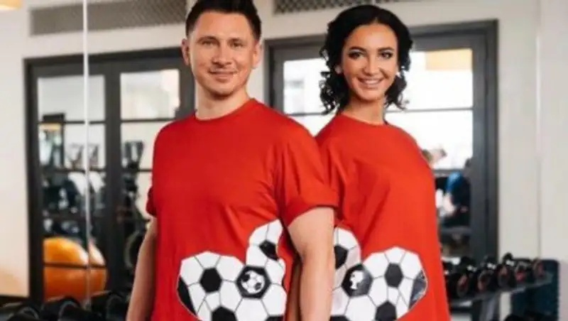 Бузова перестала скрывать статус отношений с Батрутдиновым