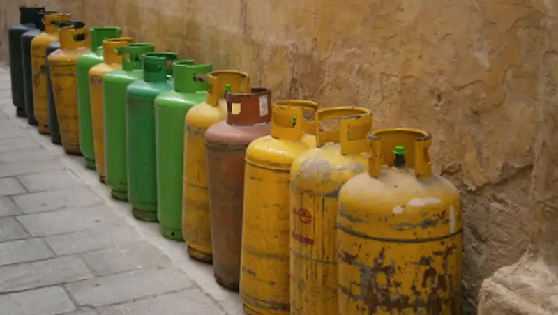 В Актау мужчина погиб от взрыва газового баллона