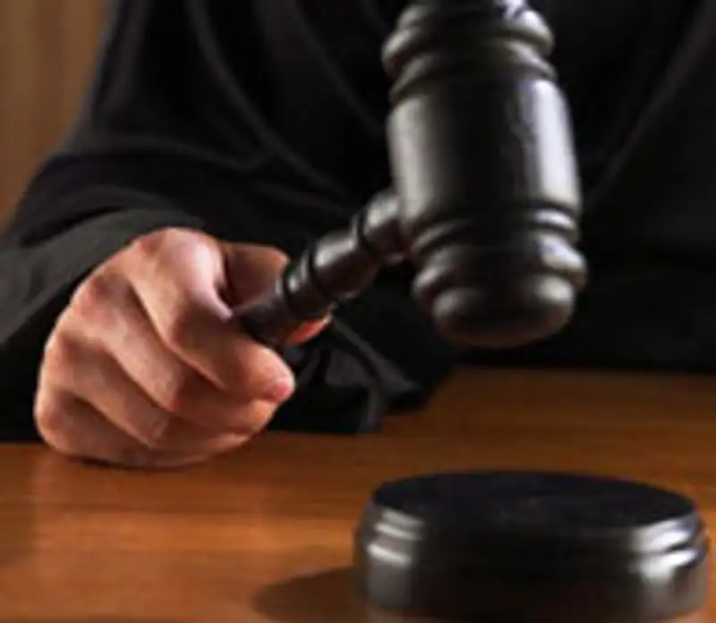 Казахстанцы могут выразить свое личное мнение о кандидате на должность судьи, фото - Новости Zakon.kz от 08.11.2012 16:03