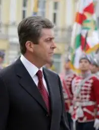 Президенту Болгарии вручили от имени Нурсултана Назарбаева юбилейную медаль, фото - Новости Zakon.kz от 14.12.2011 18:03