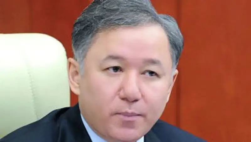 Мажилис единогласно проголосовал за досрочное прекращение полномочий депутата Нигматулина