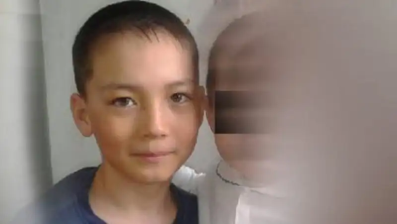 А&#1179;т&#1257;беде жо&#1171;ал&#1171;ан мектеп о&#1179;ушысыны&#1187; м&#1199;рдесі &#1179;амыс арасынан табылды