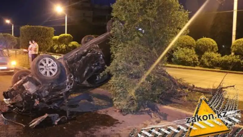 ДТП с «перевертышем» произошло в Алматы