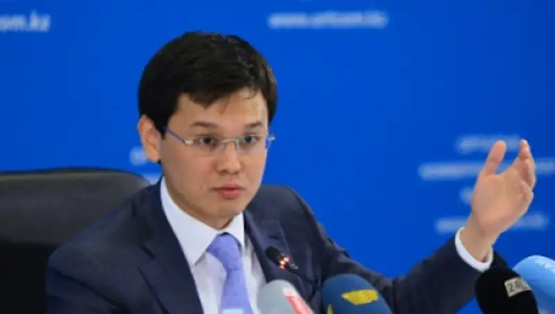 Глава «Казпочты» рассказал, почему у него высокая зарплата