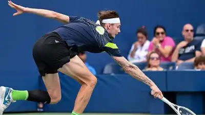 Александр Бублик вышел в четвертьфинал турнира в Антверпене, фото - Новости Zakon.kz от 19.10.2023 02:58