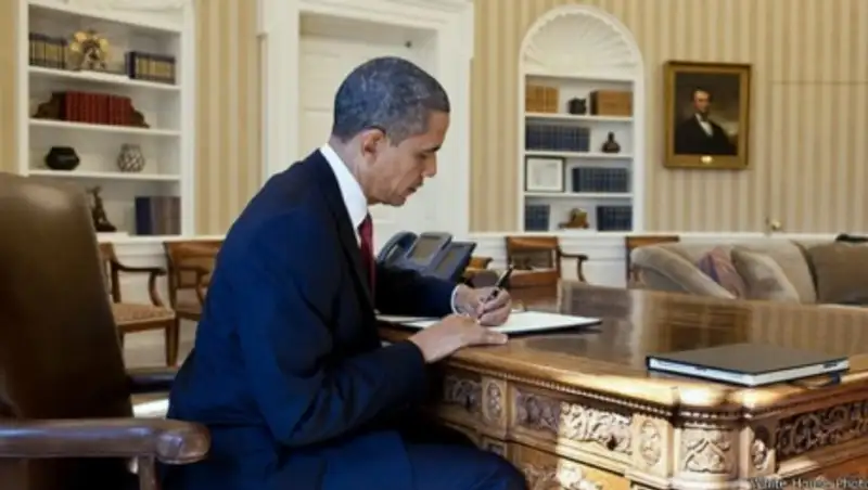 Обама подпишет закон о новых санкциях против России