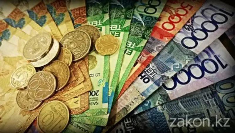 Алматинка оставила в машине сумку с девятью миллионами тенге, а их украли