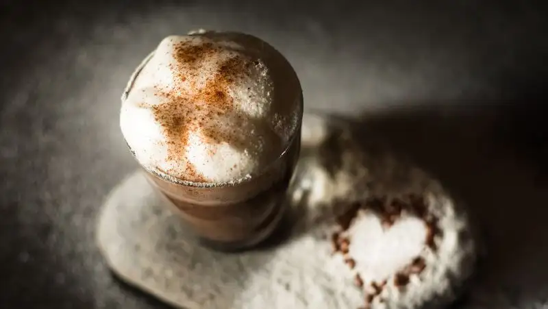 Диетолог назвал напиток, помогающий справиться со стрессом