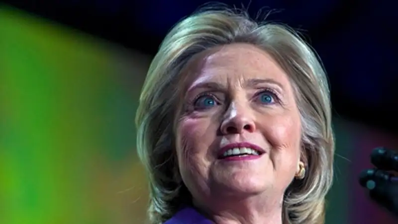 Скандал с почтой Хиллари Клинтон