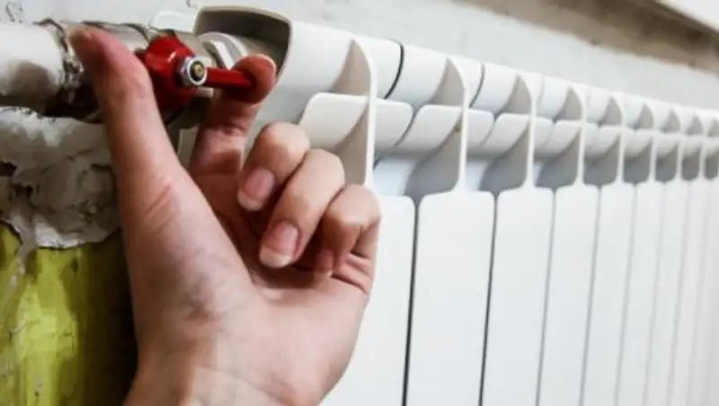 В Алматы из-за аварии отключили тепло в нескольких домах