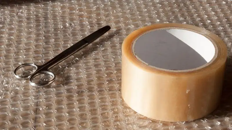 10 способов использовать скотч в быту