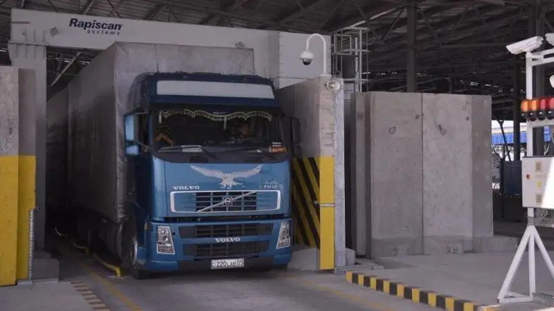 Плату за проезд грузового транспорта через госграницу планируют изменить