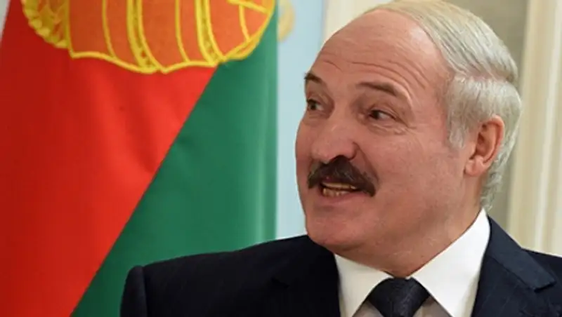 Лукашенко обвинил белорусов в девальвации рубля