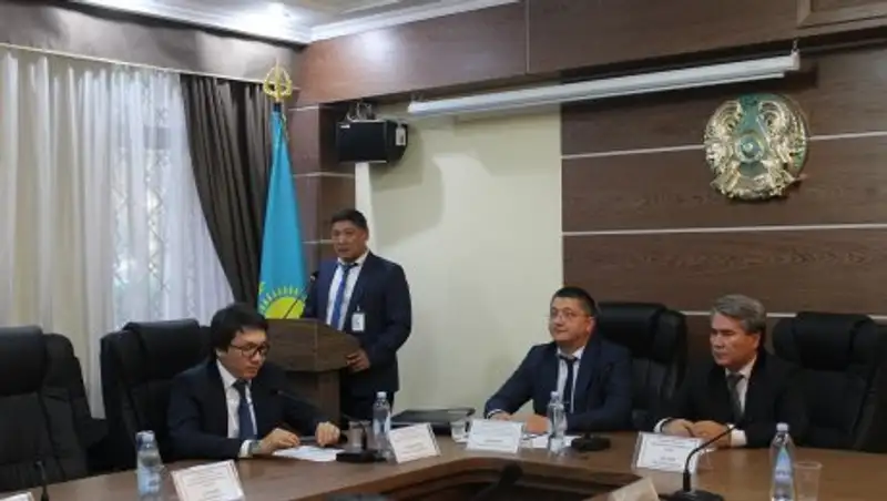 Представители ДАГСиПК Алматы провели выездные встречи с госслужащими