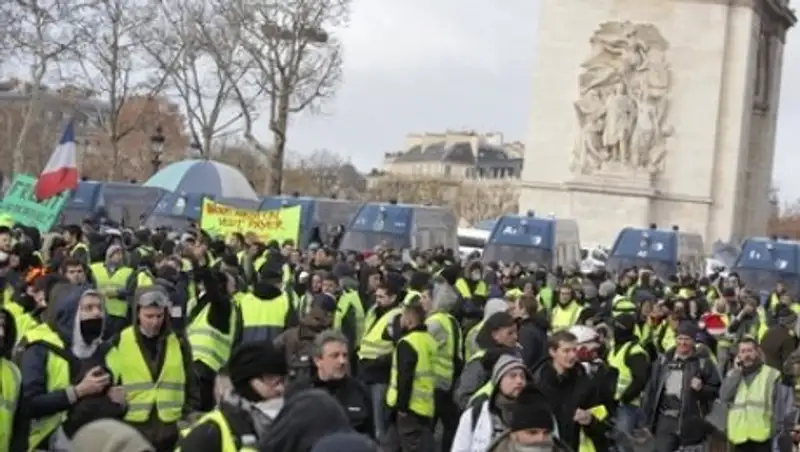 В ходе протестов во Франции арестованы более 1200 человек