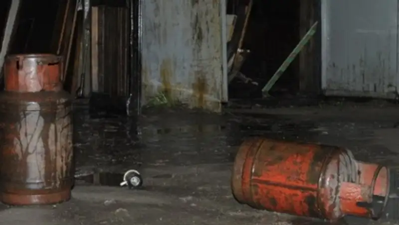 В Алматы из-за газовых баллонов чуть не взлетело на воздух СТО