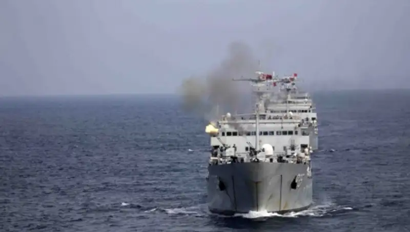 Австралия и КНР проведут совместные учения в Южно-Китайском море