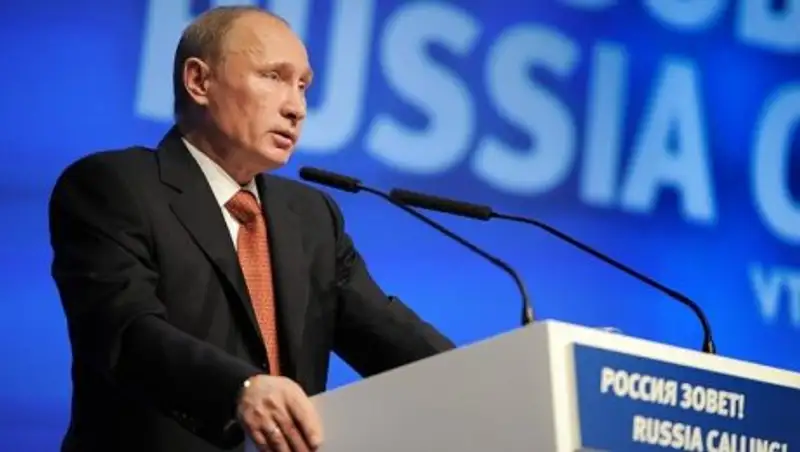 Путин: У нас нет цели уходить от доллара, это доллар уходит от нас