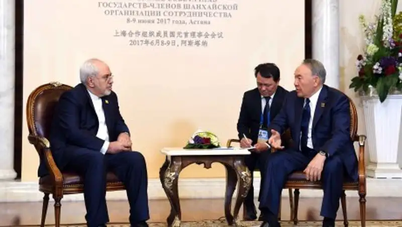 Назарбаев встретился с министром иностранных дел Ирана Мохаммад-Джавад Зарифом